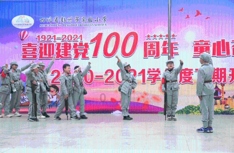 这场国风民乐音乐会举办 演奏者身着汉服演绎唯美曲目