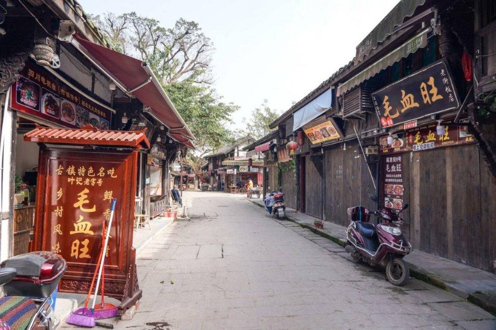 你的新能源车续保顺利吗? 监管严令取消不合理承保限制,高赔付痛点该怎么破